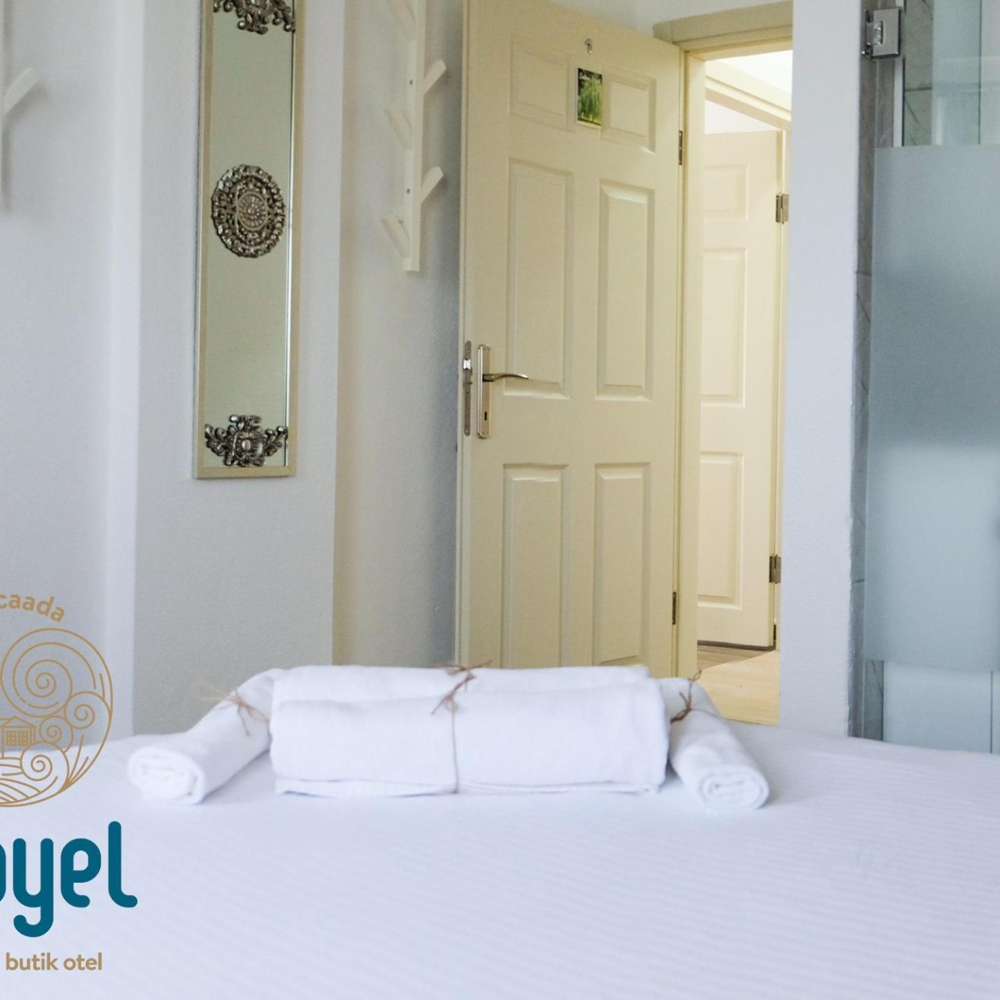 Adayel Bagevi & Butik Otel بوزجادا الغرفة الصورة